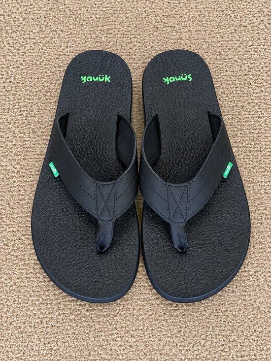 Sanuk Other - Sanuk Men’s 11 Black Flip Flops Sandals Excellent Condition